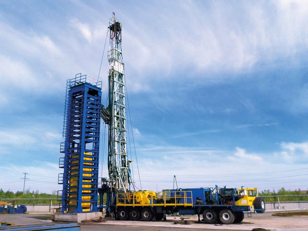 Стенд испытательных вышек (мачт) грузоподъемных агрегатов