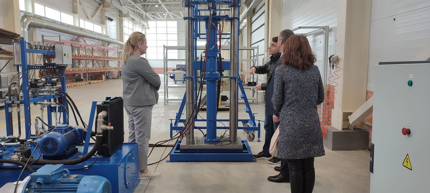 УрИЦ представляет новые технологии  в проекте Уральского межрегионального научно-образовательного центра