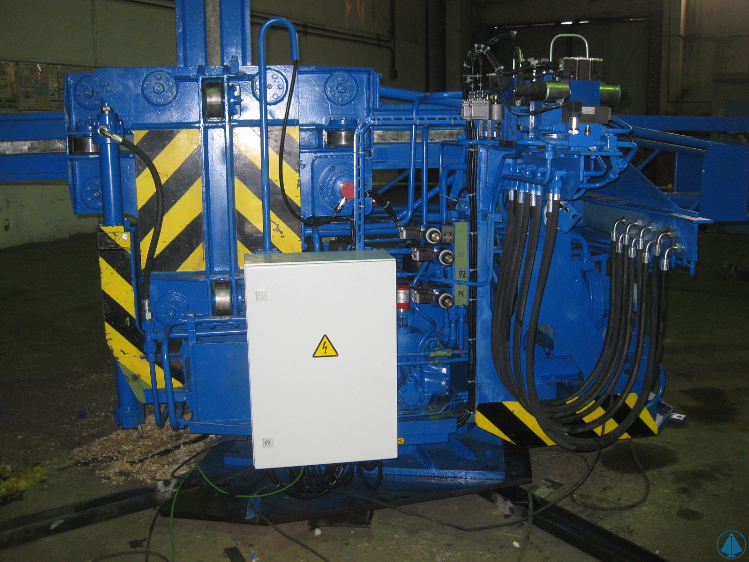 Специалисты УрИЦ провели глубокую модернизацию и пусконаладку робота-манипулятора