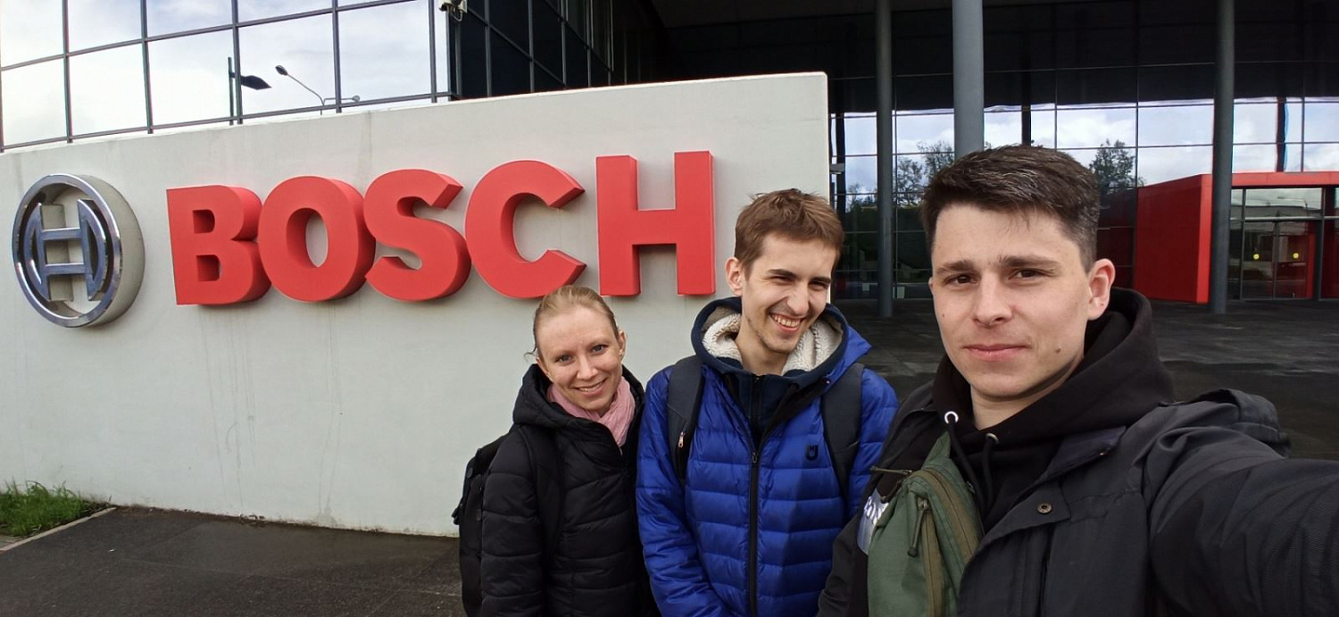 Инженеры компании УрИЦ повысили свою квалификацию  на курсе "Сервогидравлика"